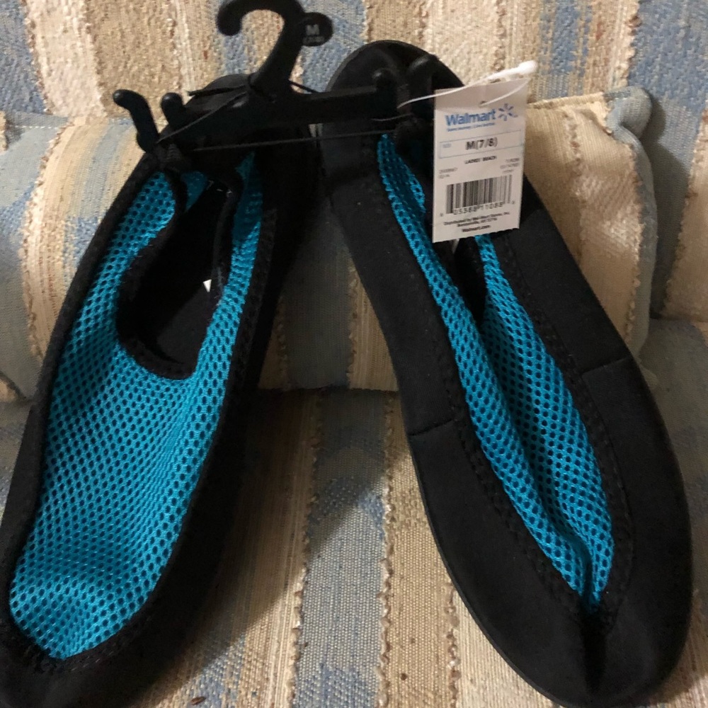 Mesh Water Shoes Size Med